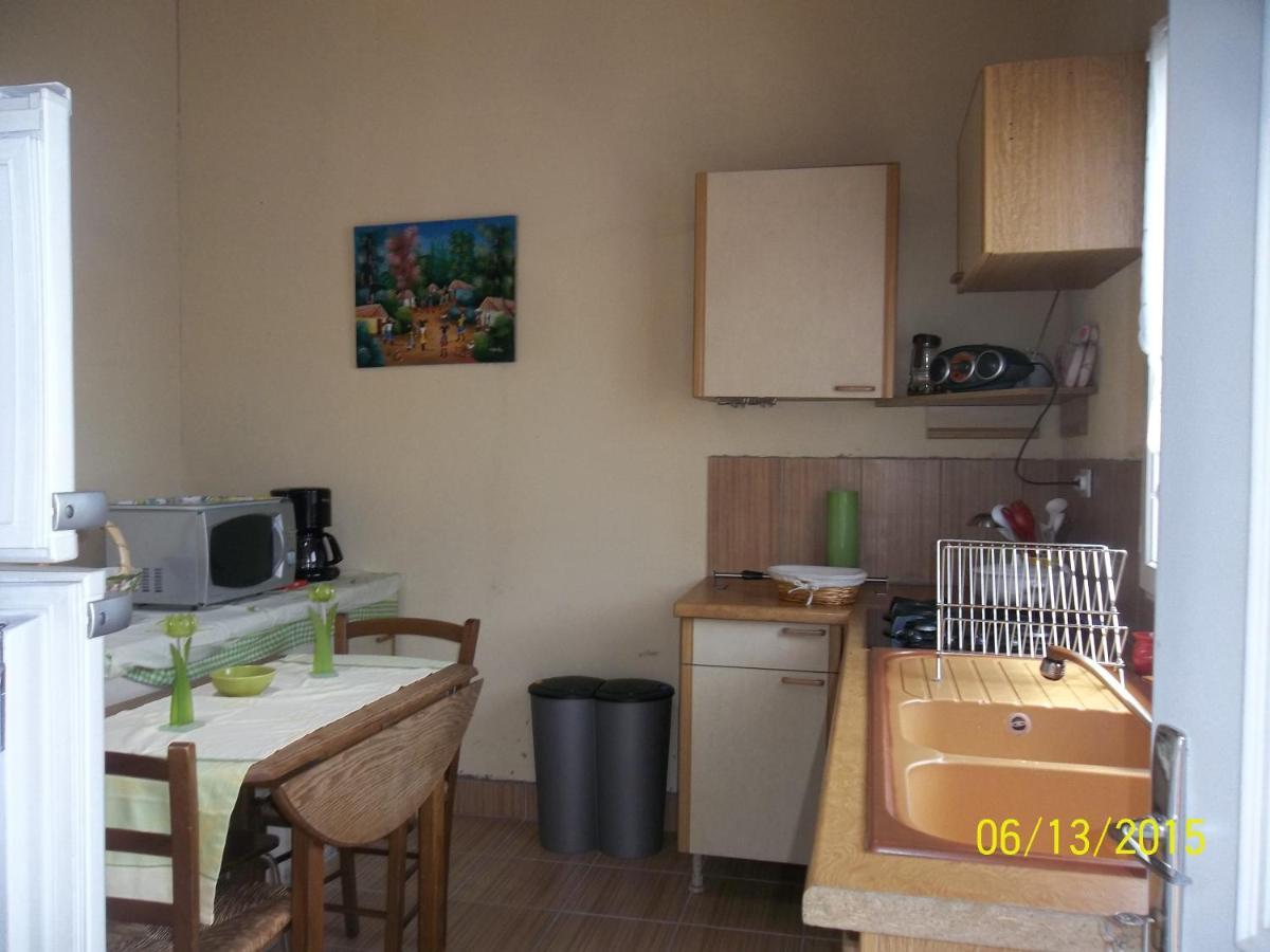 Alaguyauder Le Studio Chatillon-sur-Broue Exterior photo